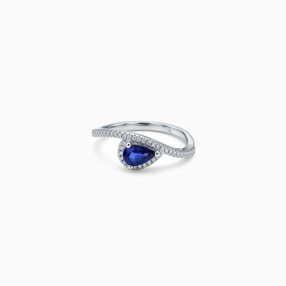 Wavy Blue – 1.20 ct – 18k white gold