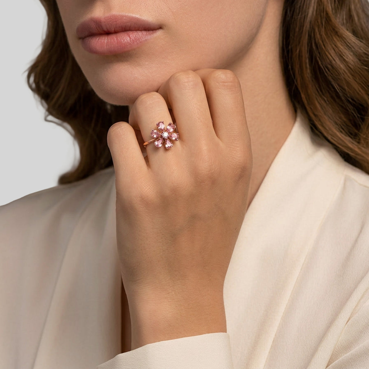 Cherry Blossom Pink Sapphire – 18k yellow gold
