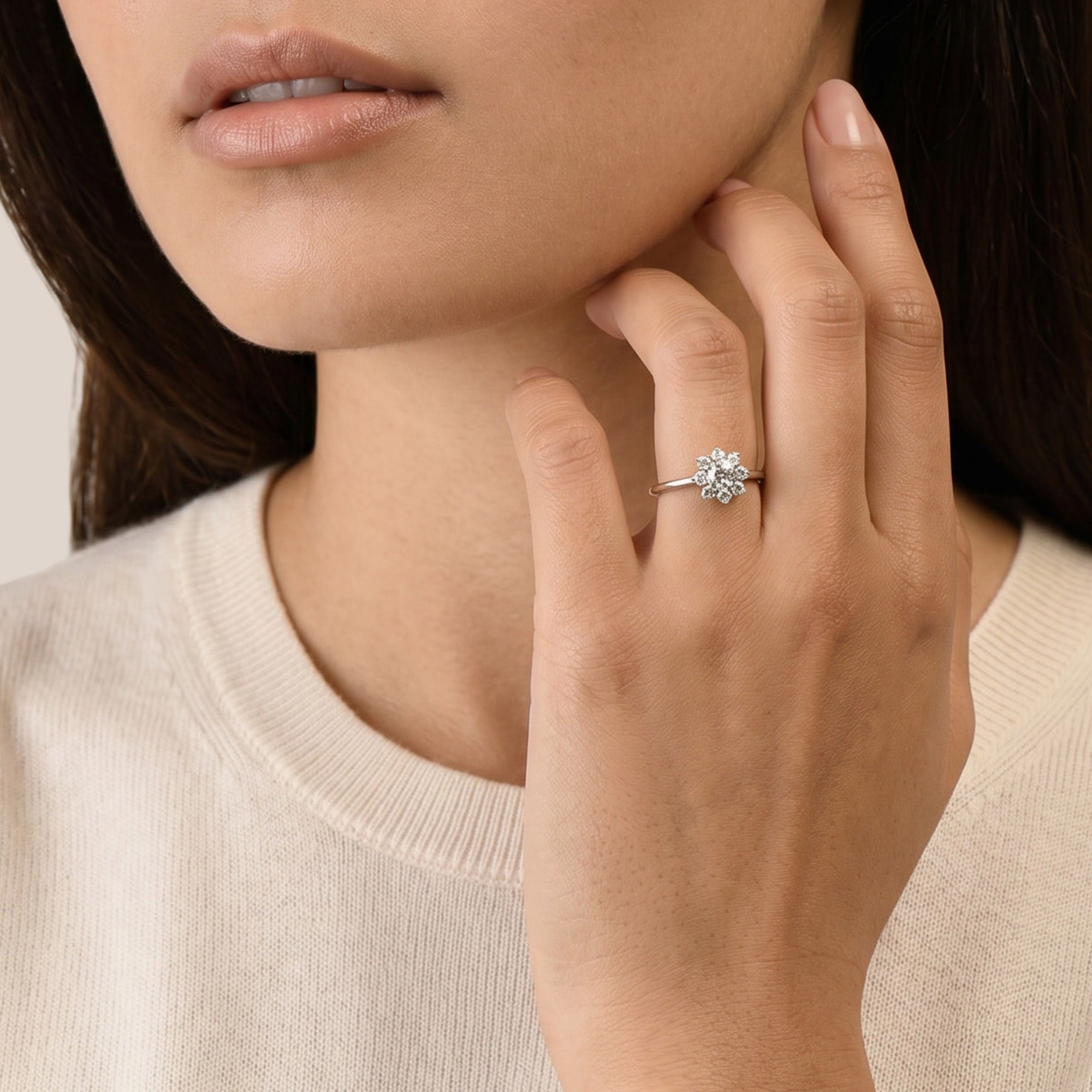 The Blooming Flower 0.30 carats - White Gold 18k