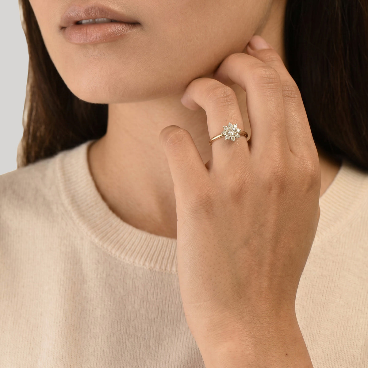 The Blooming Flower – 0.30 ct – 18k yellow gold
