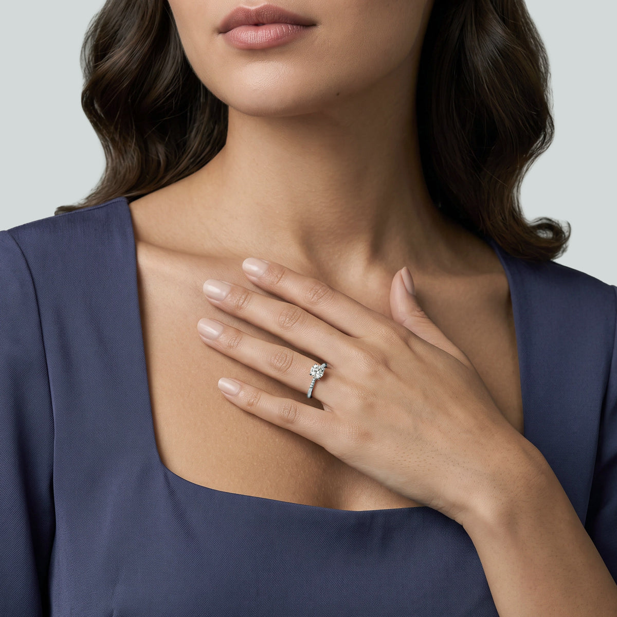 The Fancy V-shape – 1.00 ct – platinum 950