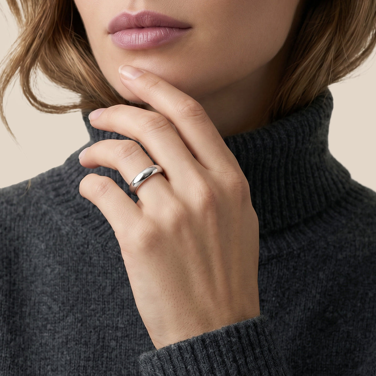The Curvy 4.0 mm - oro blanco 18k