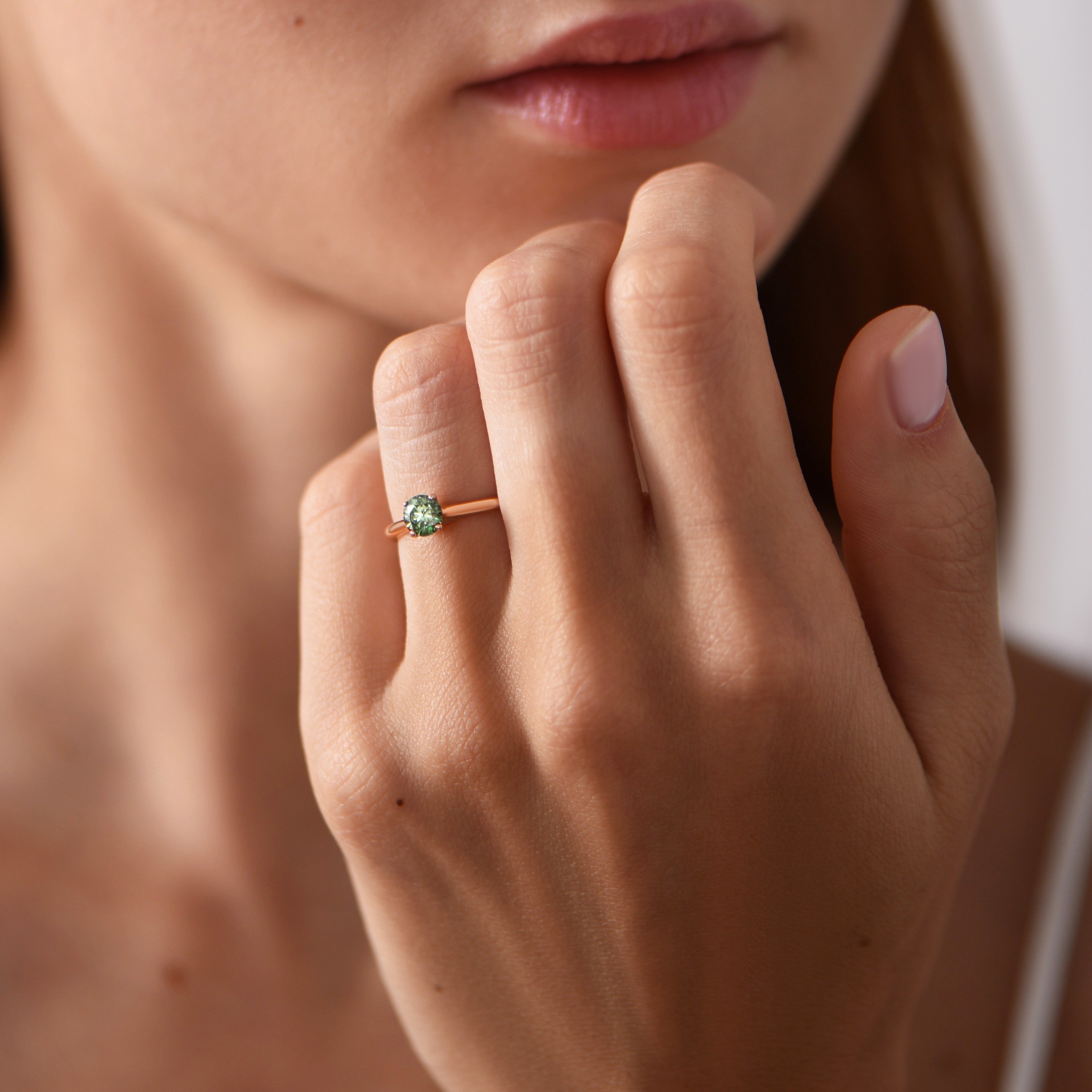 Miss Sweetheart Green 0.50 quilates - oro rojo 18k
