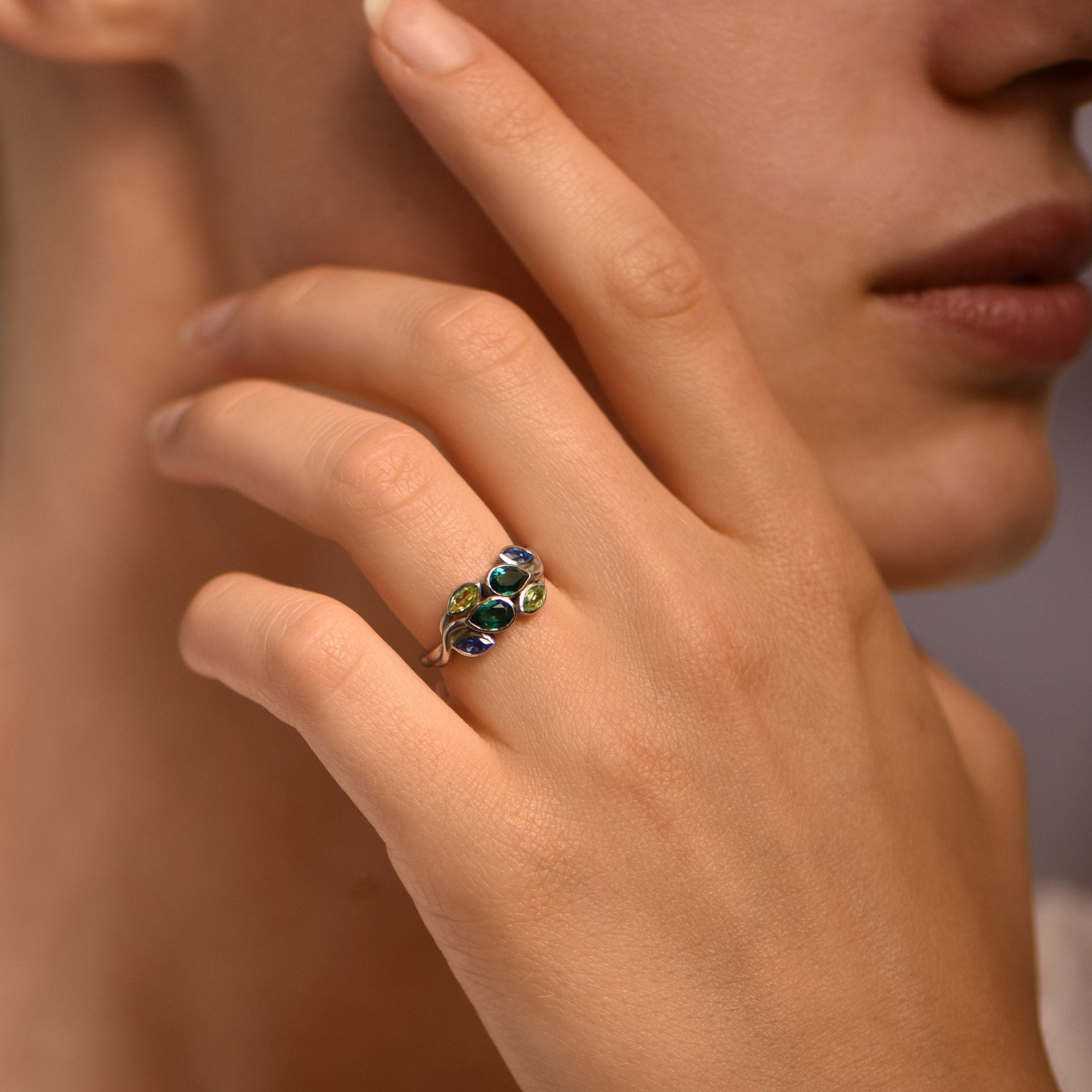 Garden of Love - oro blanco 18k – Anillo de compromiso oro 18k – vista frontal