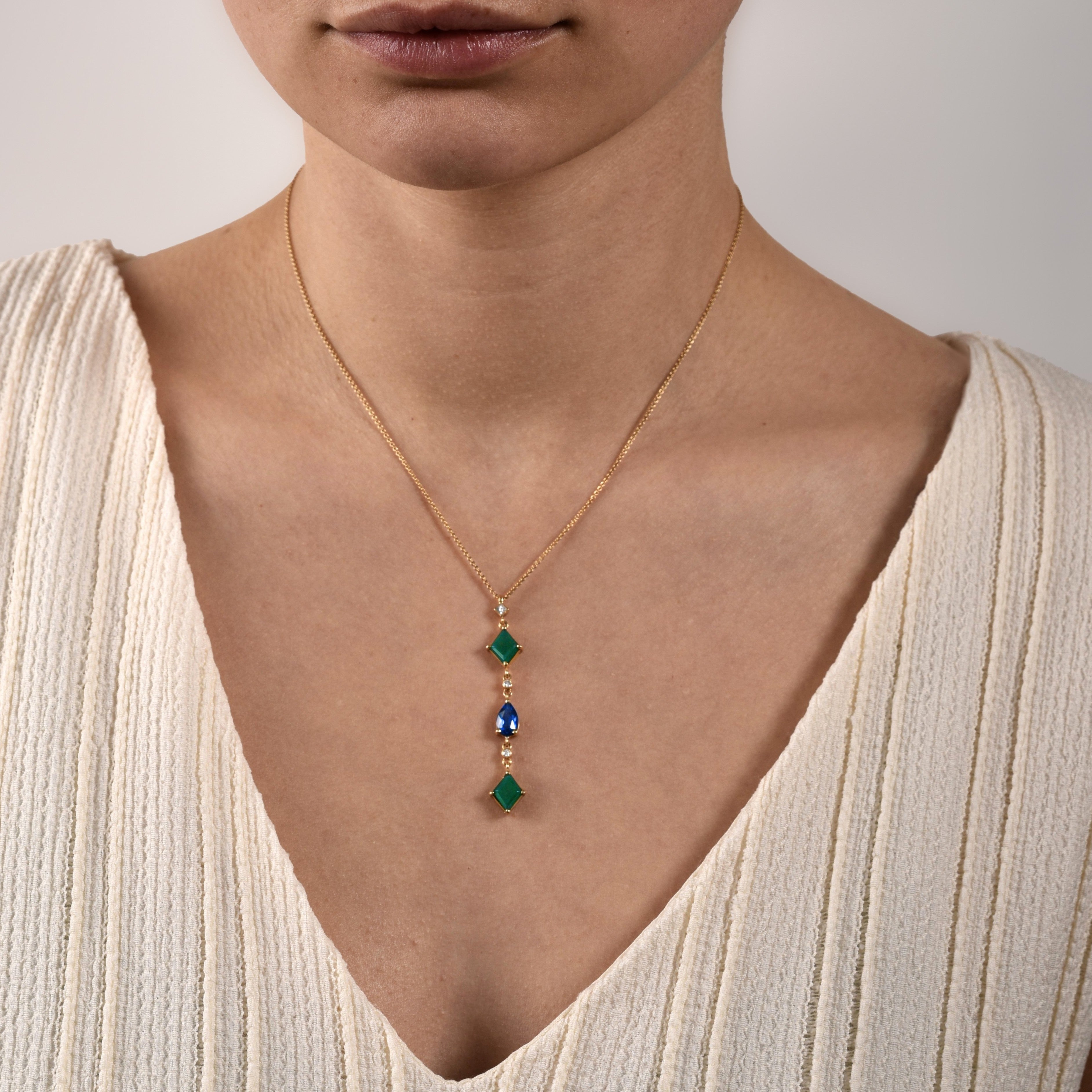 Collier The Grand Jeté - Gelbgold 18k – Halskette Gold 18k – Getragen Ansicht