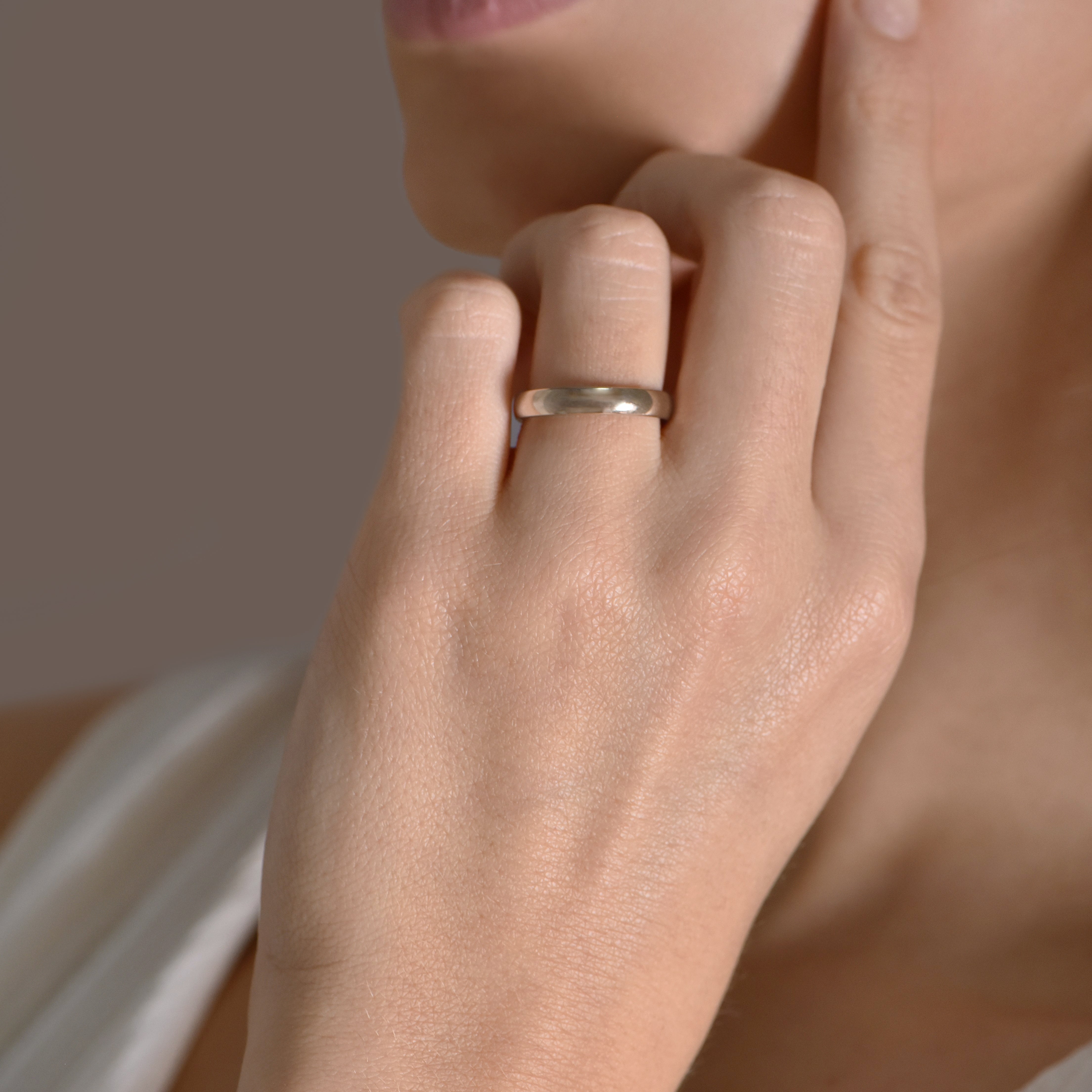 The Demycurvy 3.5 mm - whitegold 18k – Wedding Band AGUAdeORO gold 18k – Front view