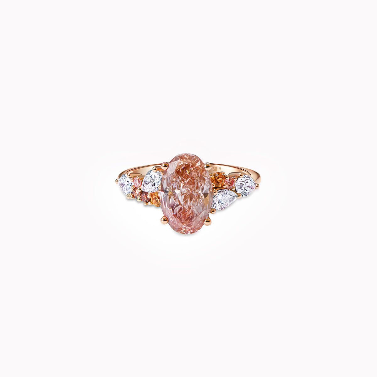 As wild as it gets Oval -  Or Rouge 18k