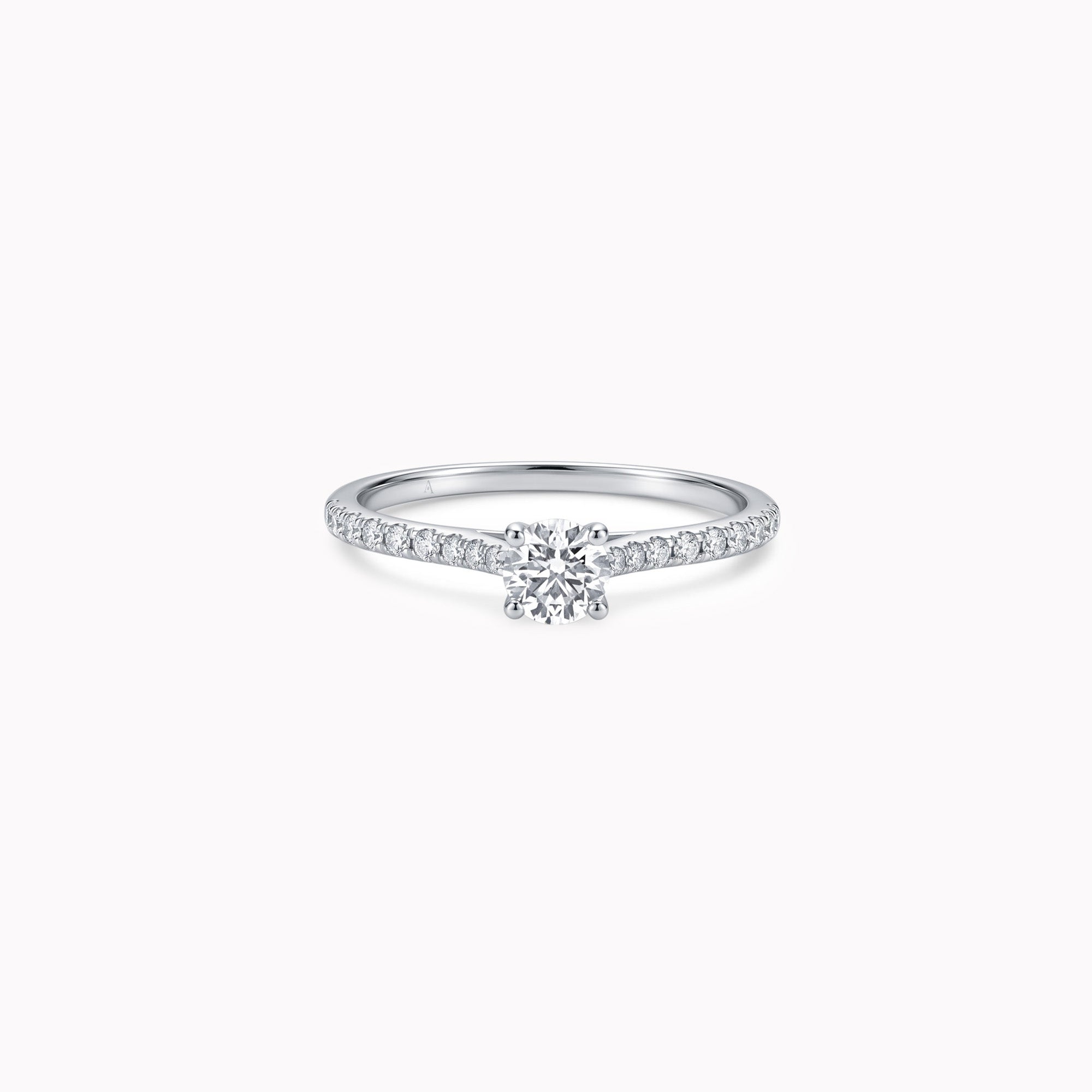 Fancy Little Sweetheart - 0.30 carat - White Gold 18k