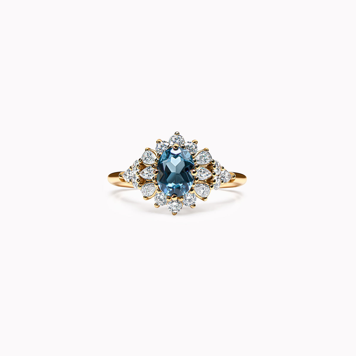 The fantastic Blooming Flower Oval – 18k yellow gold