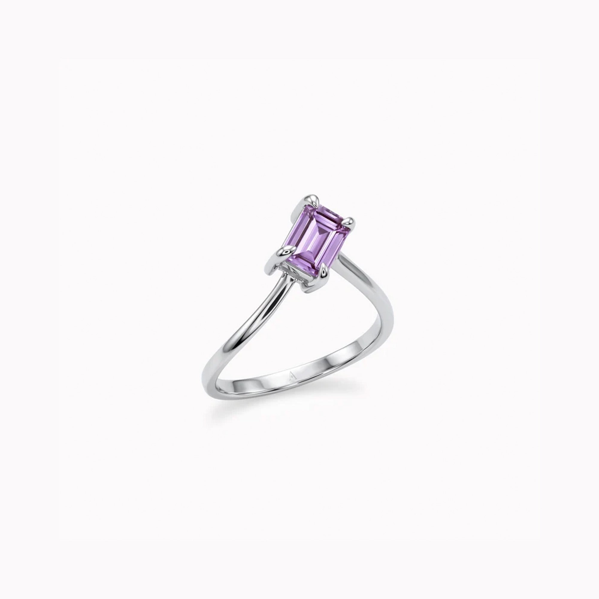 Ice Skating Girl Large L lavender 1.00 carat - white gold 18K
