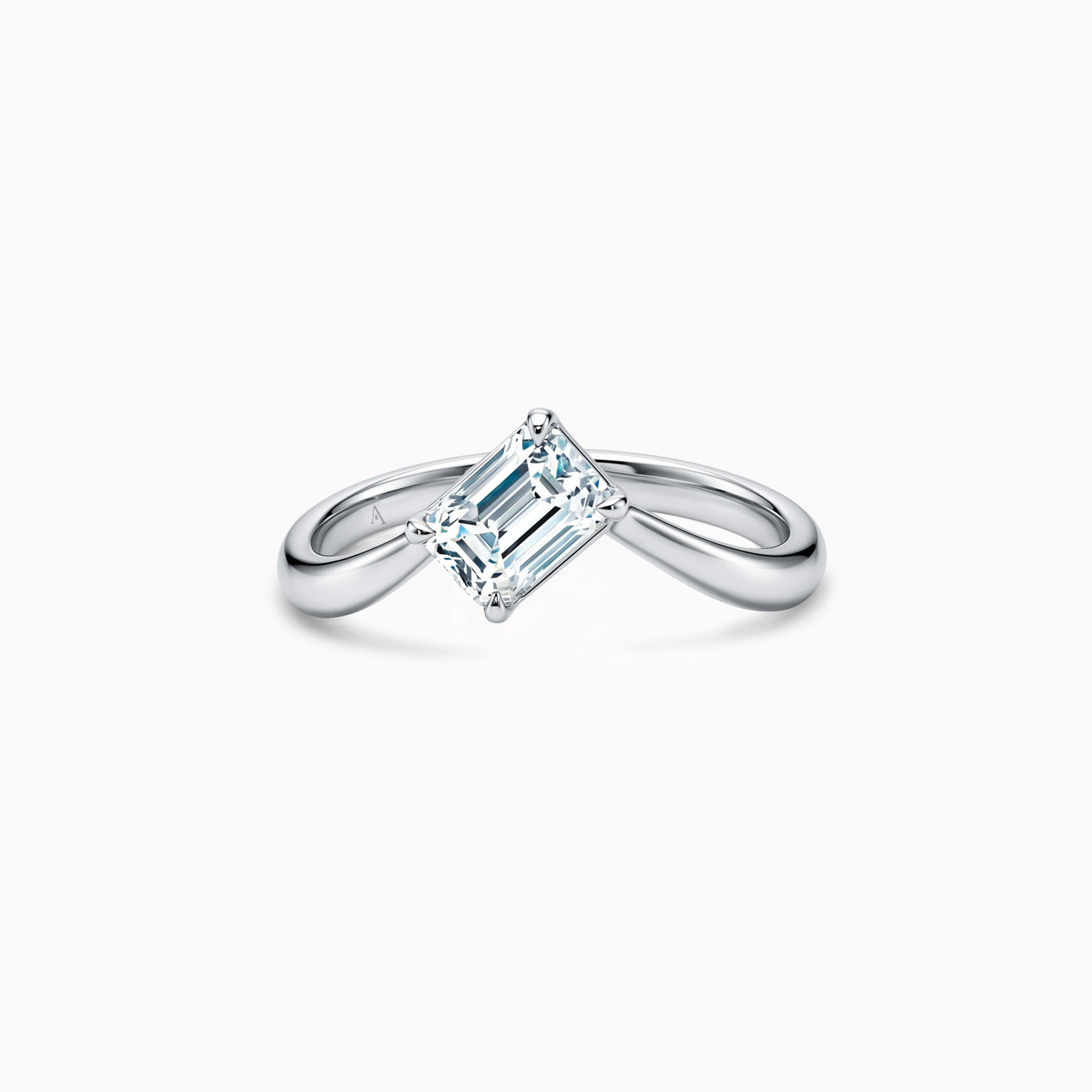 The Little Ice Skating Girl 0.65 carats - Platinum 950