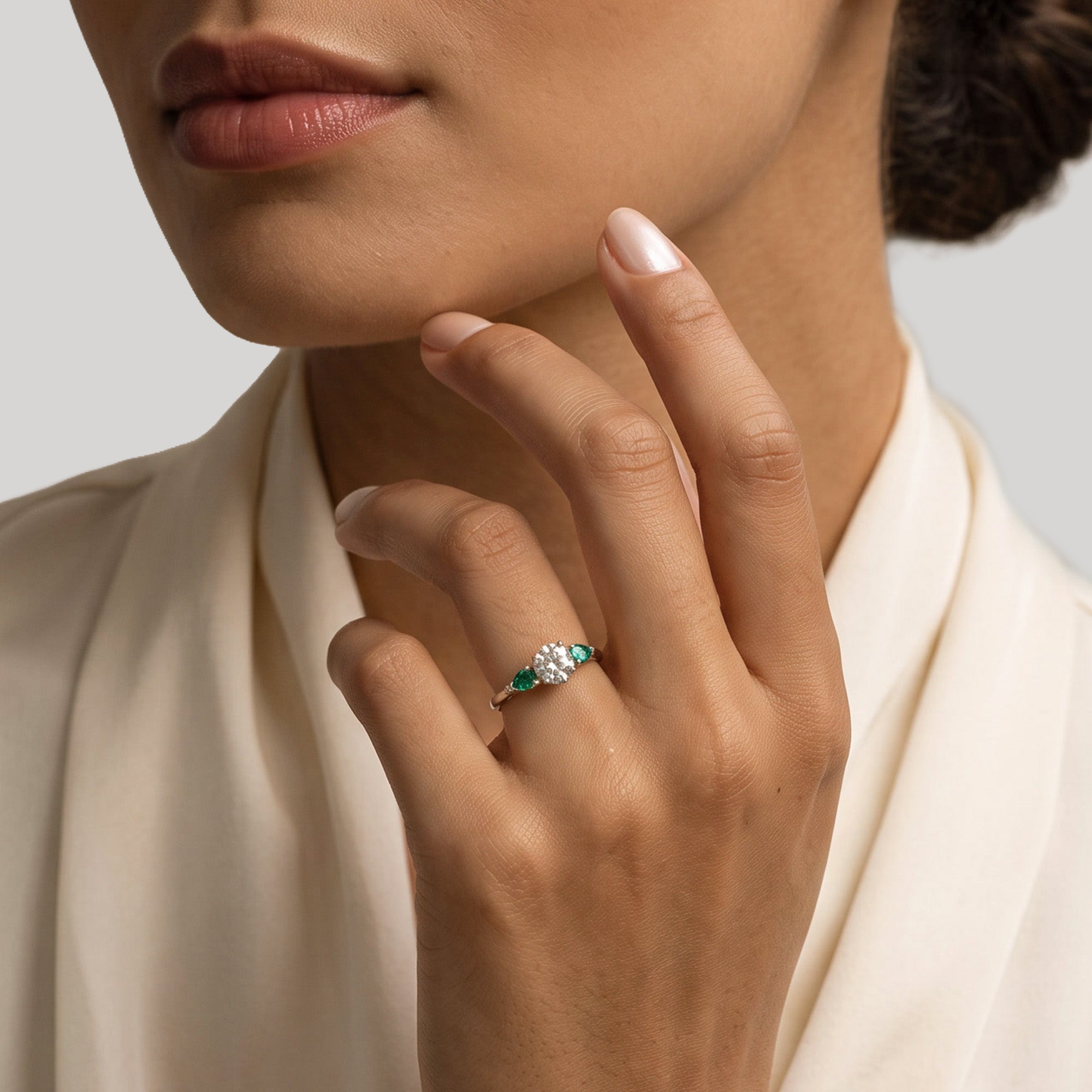 Moonlit Blossom – 18k white gold