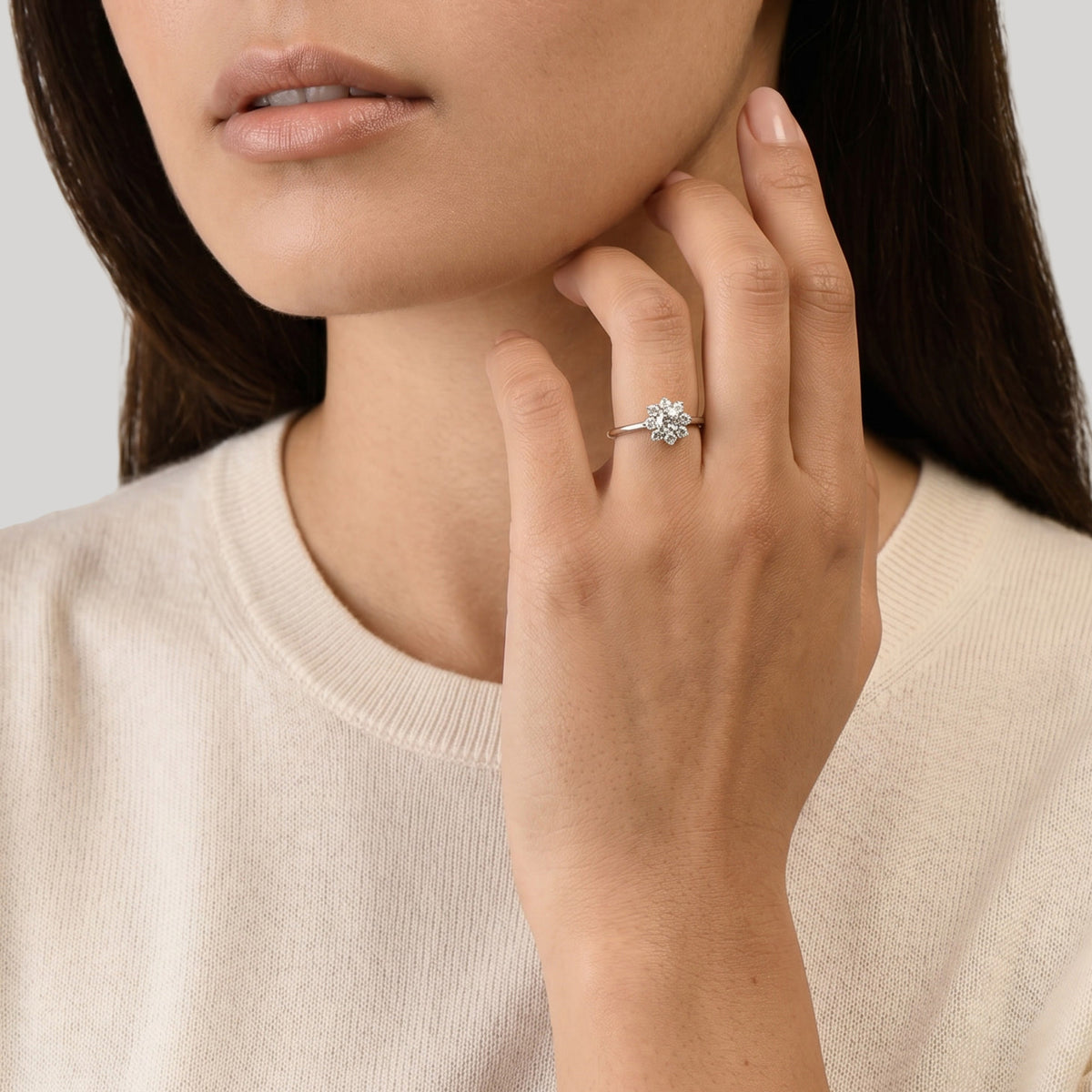 The Blooming Flower – 0.30 ct – 18k white gold