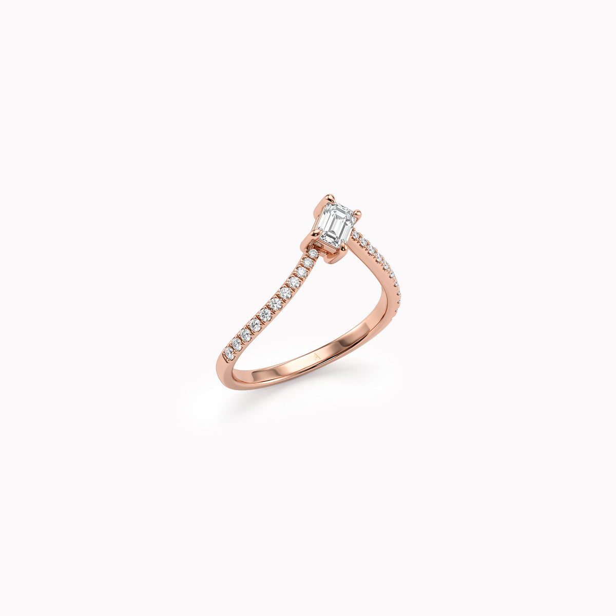 The Fancy Little Ice Skating Girl – 0.30 ct – 18k red gold
