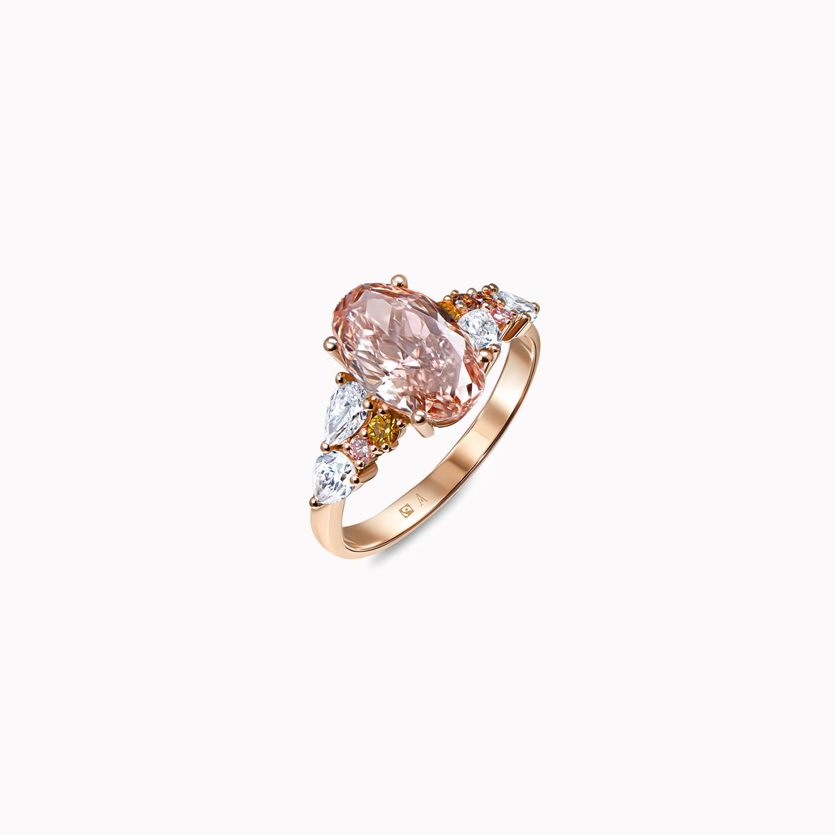 As wild as it gets Oval -  Or Rouge 18k