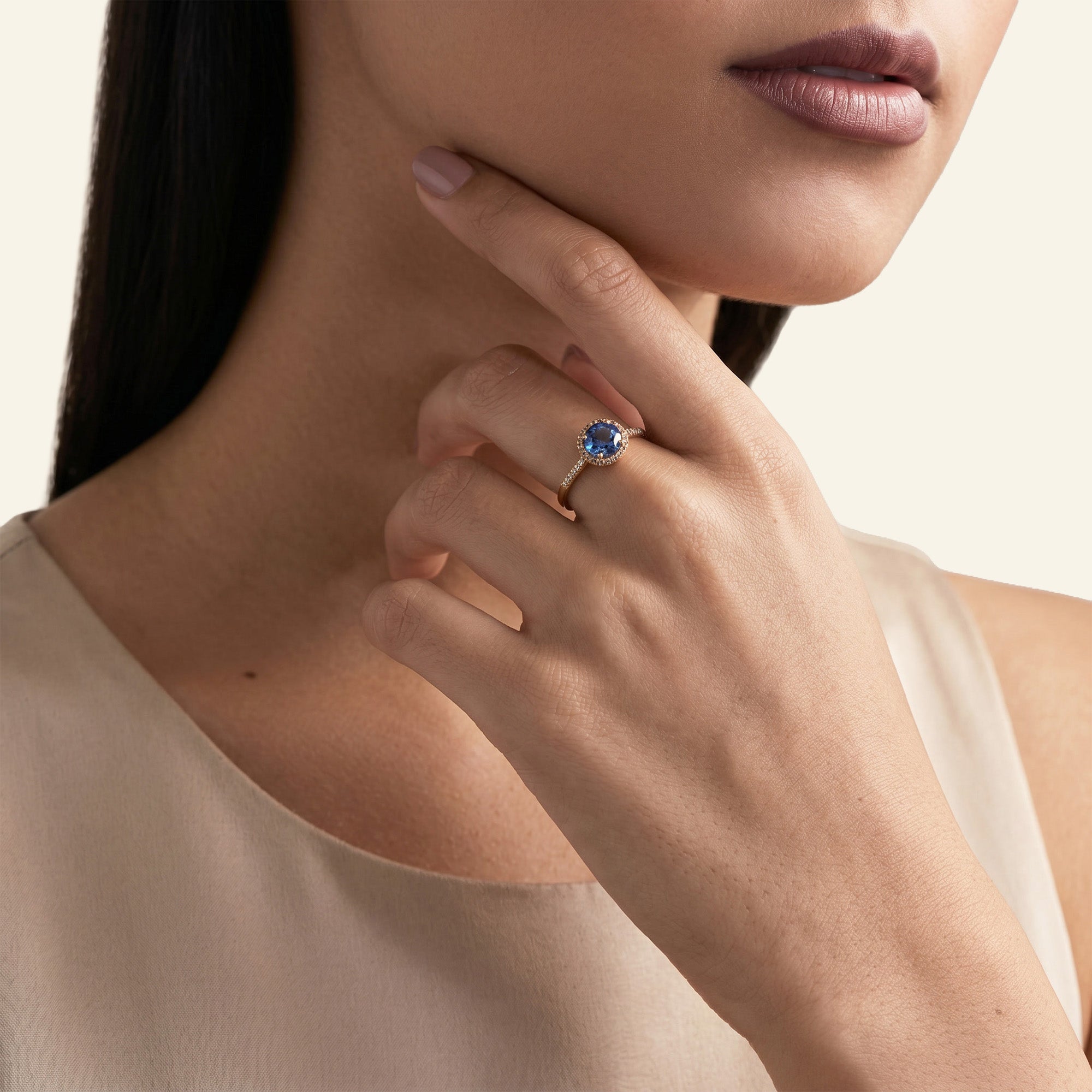 Pretty Blue Eyes - 0.80 carat - or jaune 18k