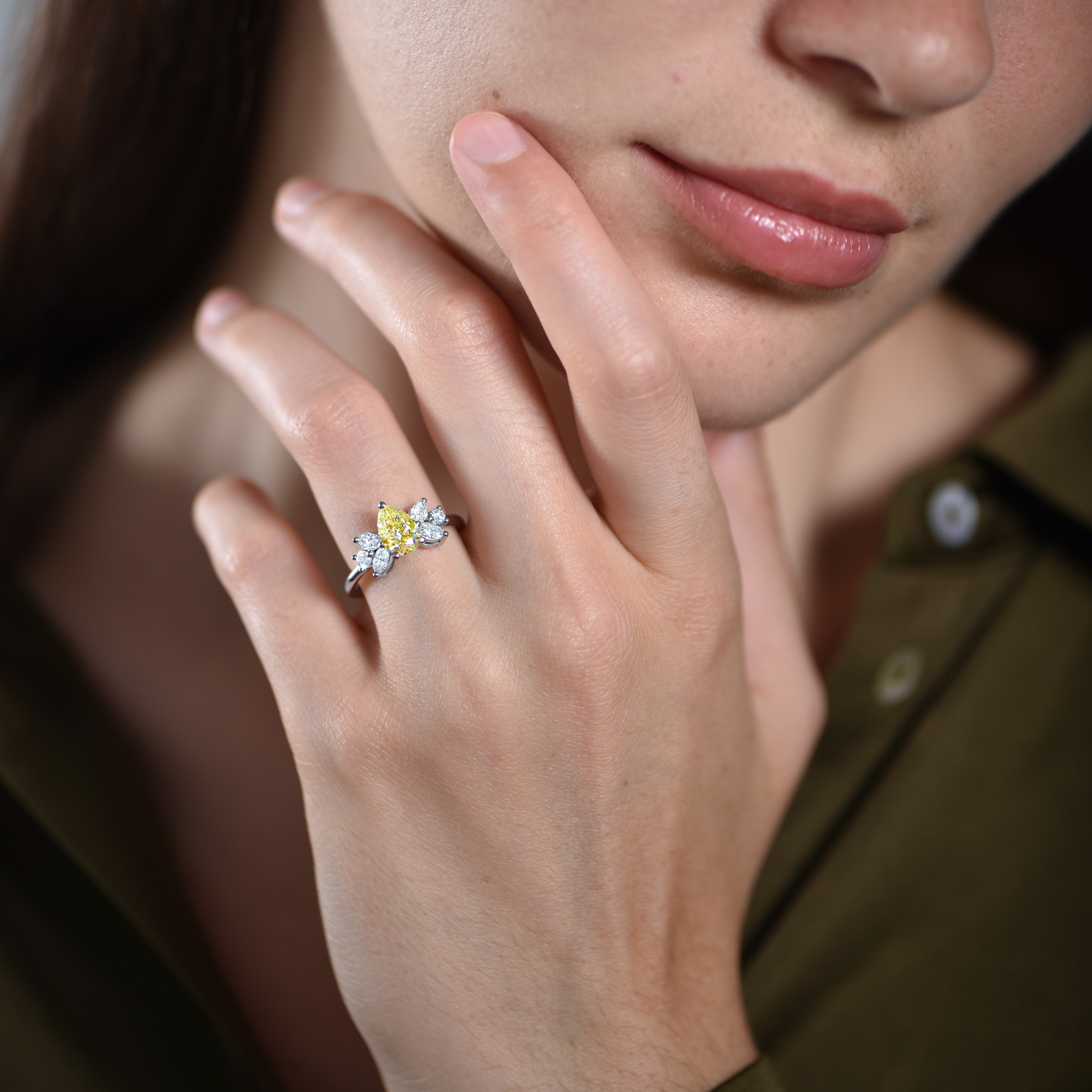 The Fantastic Little Bees 1.00 carats - white gold 18k 