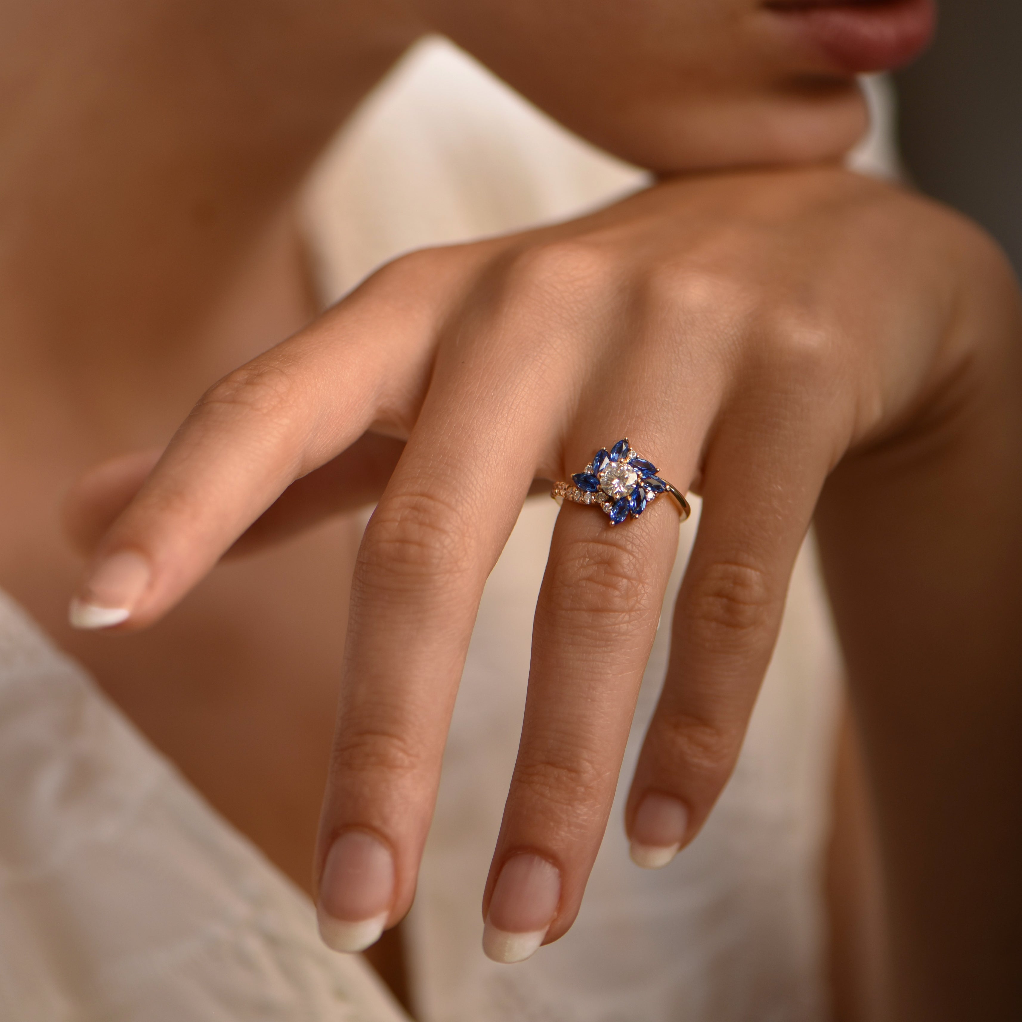 Enigmatic Nightflower -  or Jaune 18k - AGUADEORO