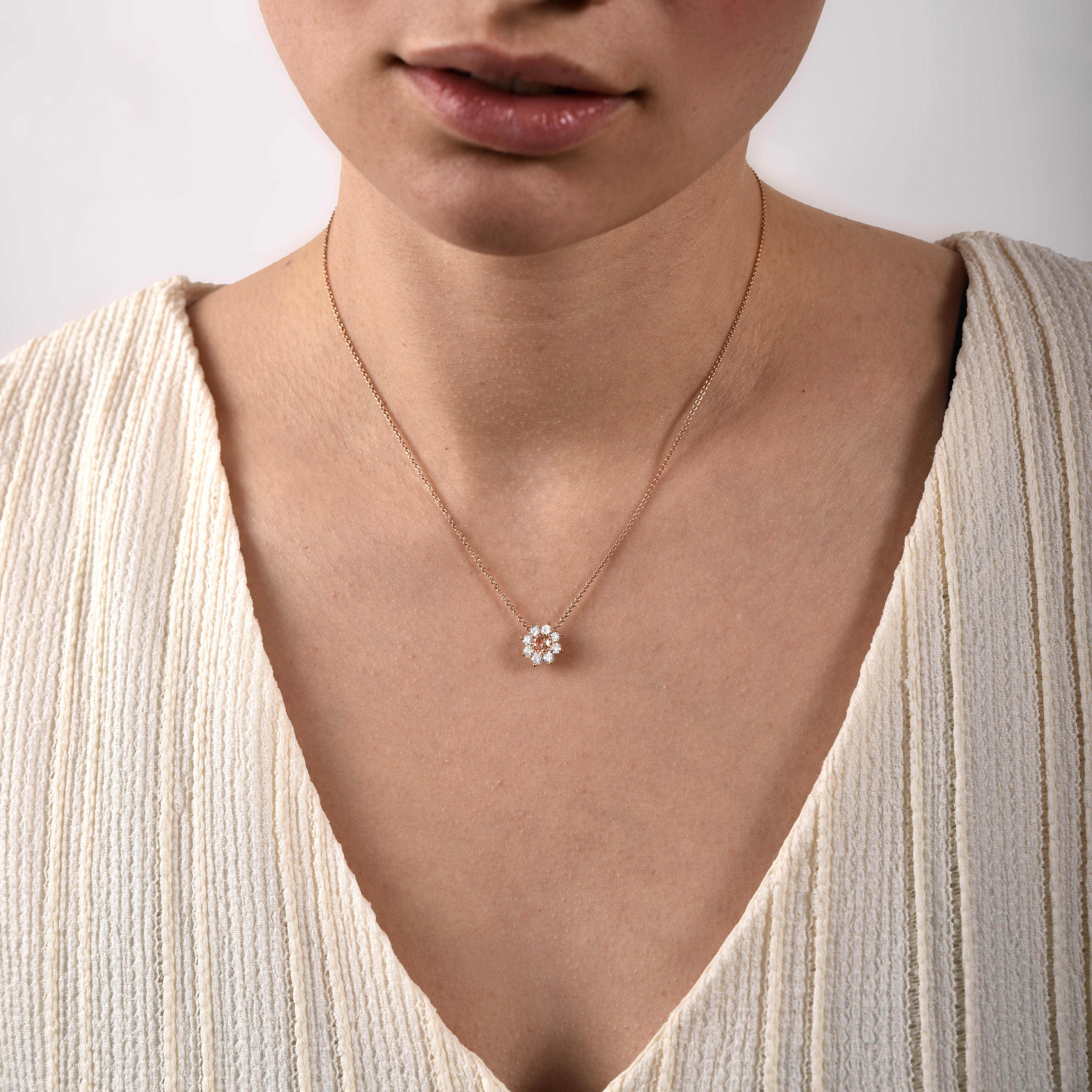 Necklace The Blooming Pink Flower - Yellow Gold 18k