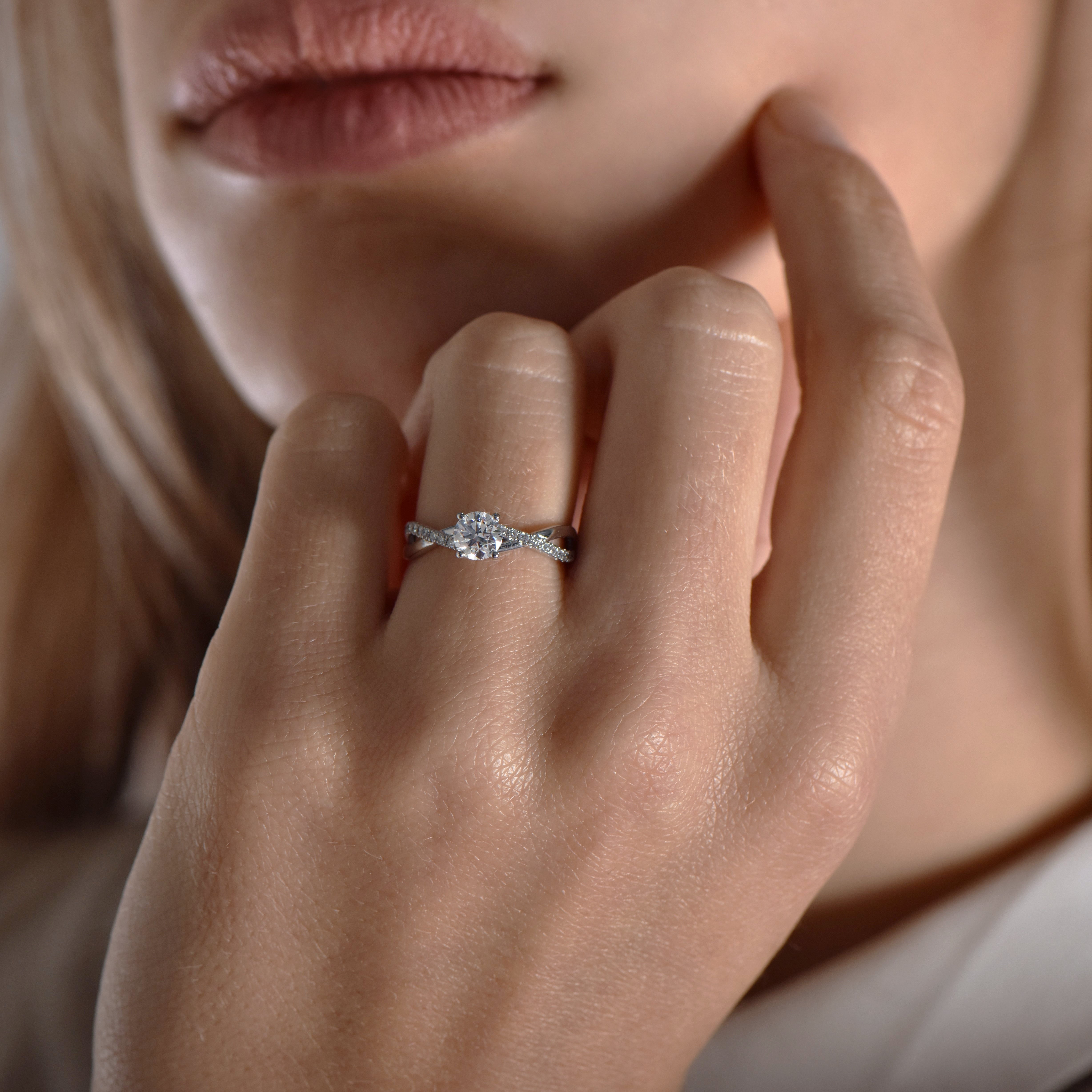 Féeriquement coquette - 0.40 carat - platine 950 - AGUADEORO