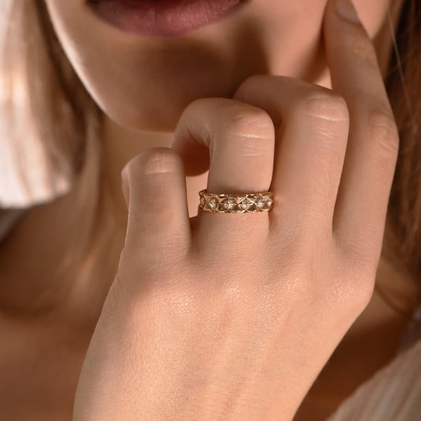 The Infinity Love Summit - or rouge 18k - AGUADEORO