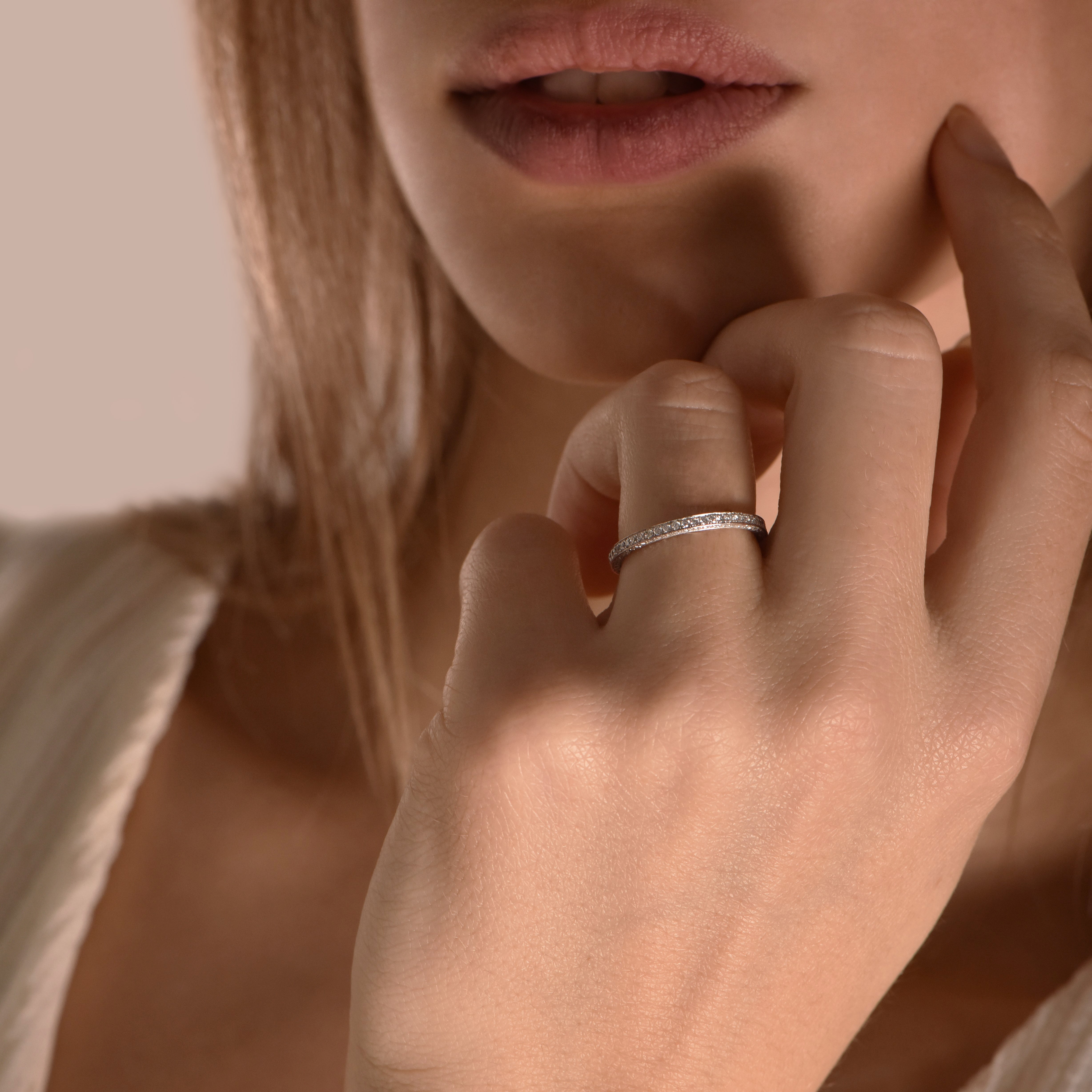 The Cuadra Shape Petite - platine 950 - AGUADEORO