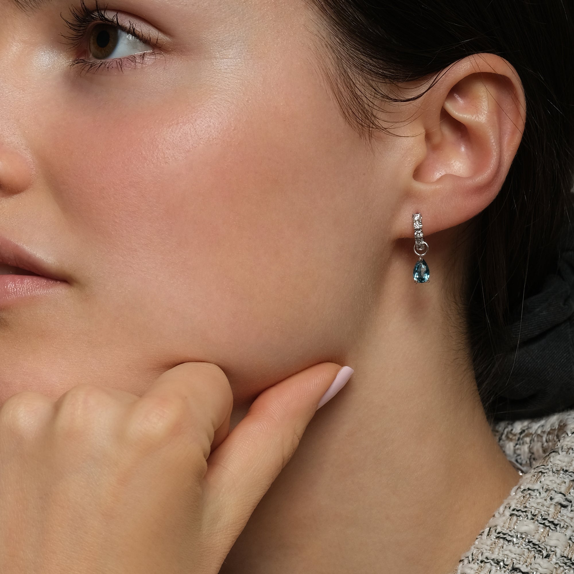 Boucles d'oreilles The Little Tear of Joy Dark Green Tourmaline - or blanc 18k - AGUADEORO
