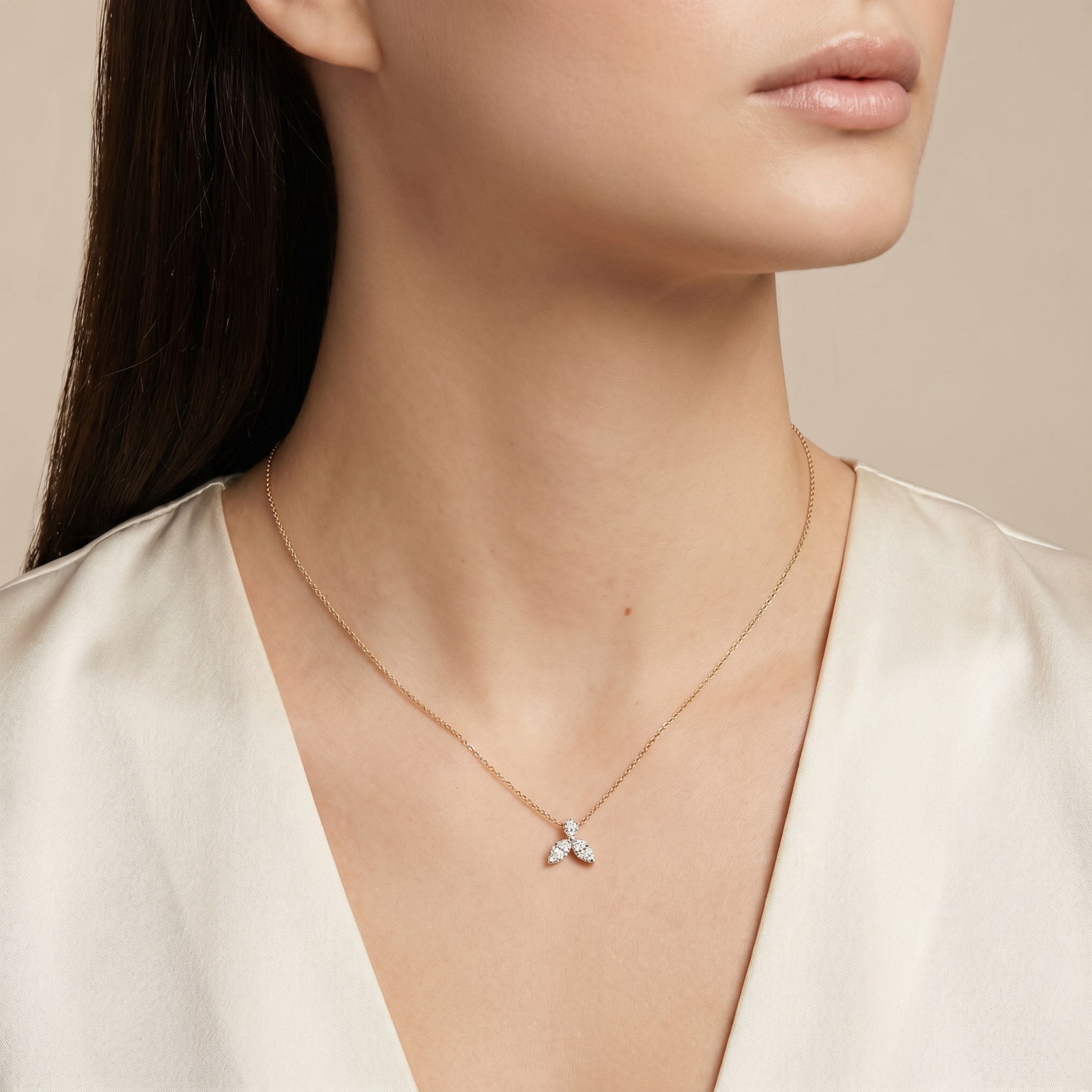 Necklace The Little Bee XS - Red Gold 18k